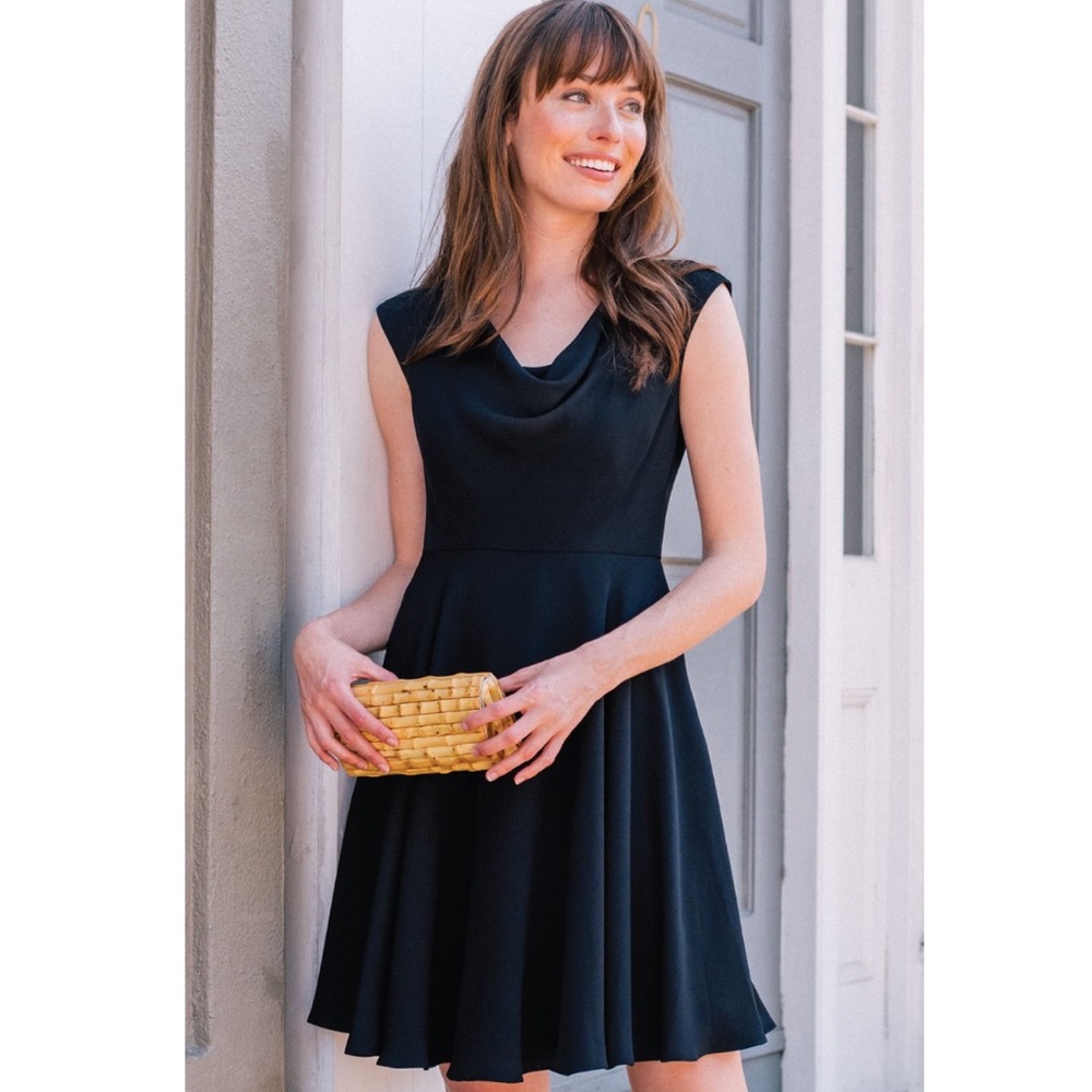 ✨Gal Meets Glam Maya Cowl Neck Fit & Flare Dress✨